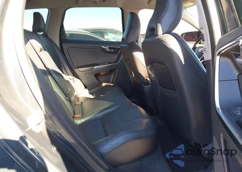 2014 Volvo Xc60 3.2 из США, поврежденный, VIN YV4952DZ3E2513961